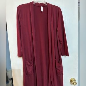 Zenana Long maroon cardigan. 3/4 sleeves